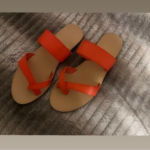 Sandals with Toe Loop
